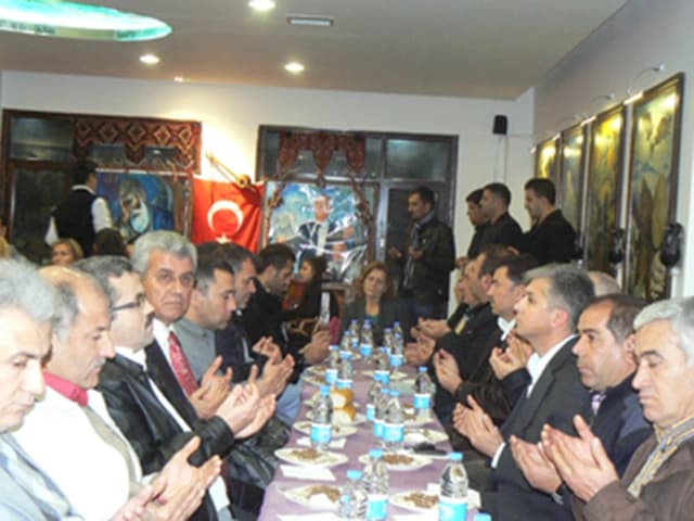 Bu Dünyada Bir İnanç Vardır: Sevgidir