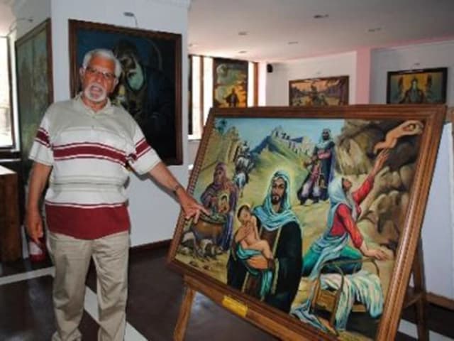 Peygamberlerin Başından Geçen Olayları Turistlere Resimle Anlatıyor